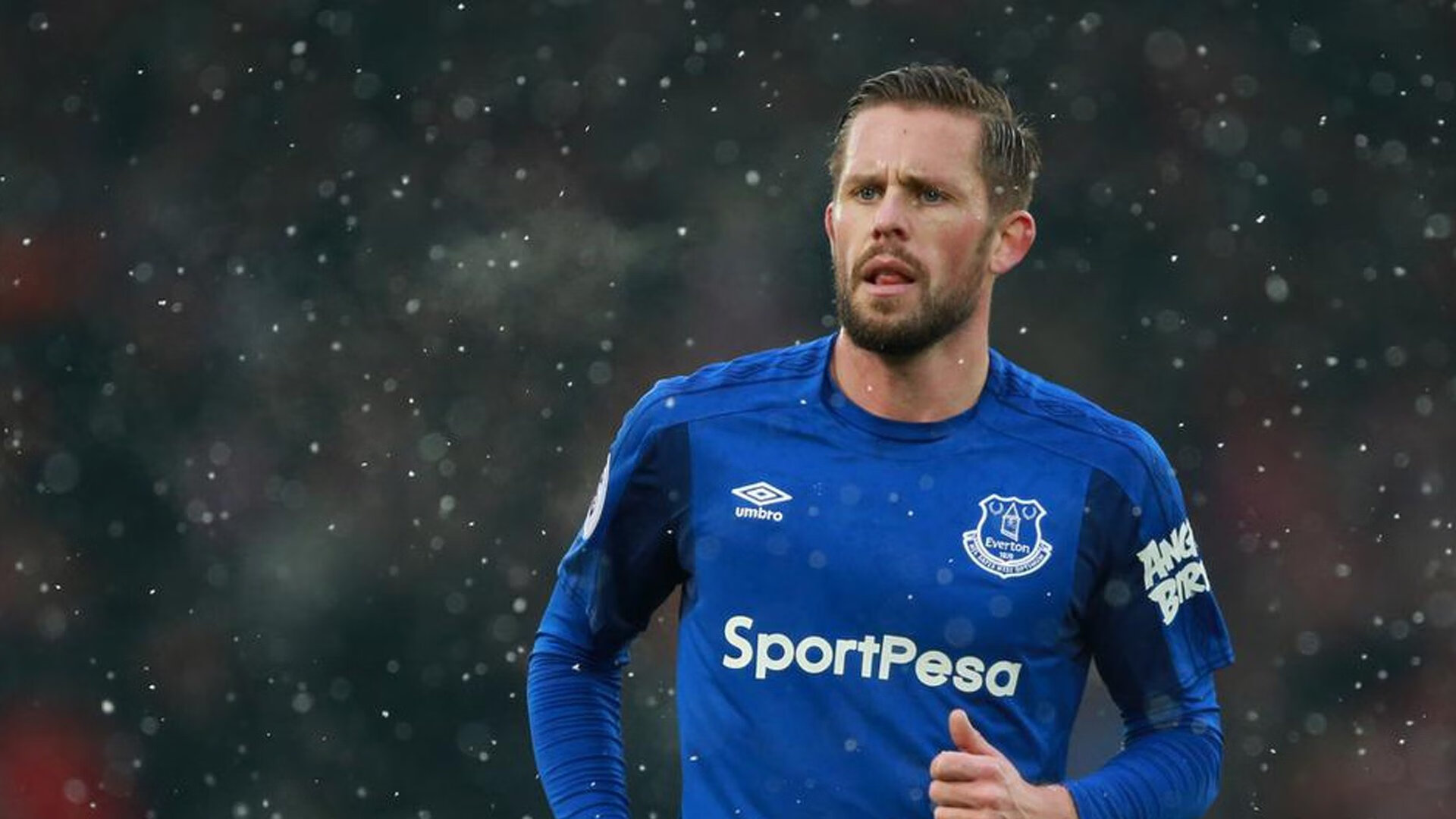 开云体育官方app-切尔西坐拥主场优势，击败南安普顿，稳固英超前四位置，切尔西vs南安普顿录像回放